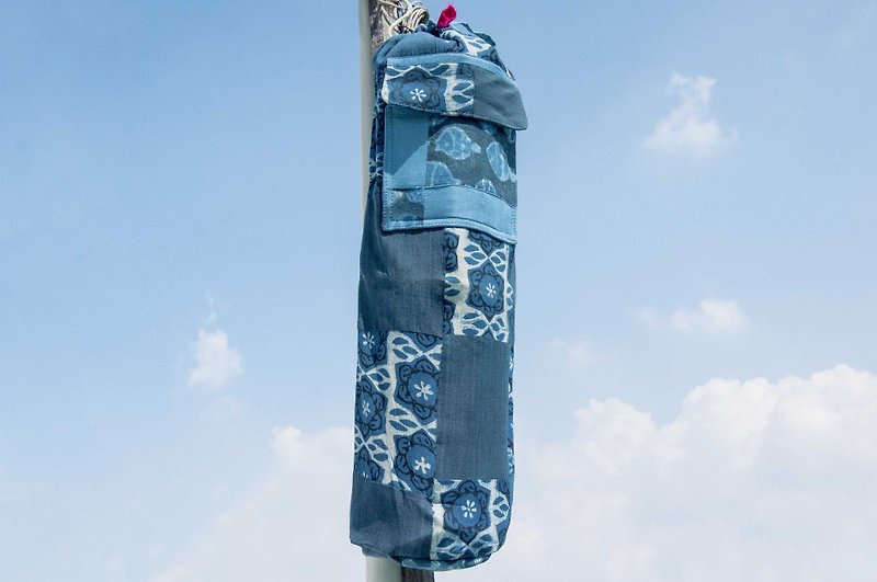 Blue dyed patchwork yoga mat backpack / yoga bag / yoga bag / woven bag / weaving bag - blue sky - กระเป๋าแมสเซนเจอร์ - ผ้าฝ้าย/ผ้าลินิน สีน้ำเงิน
