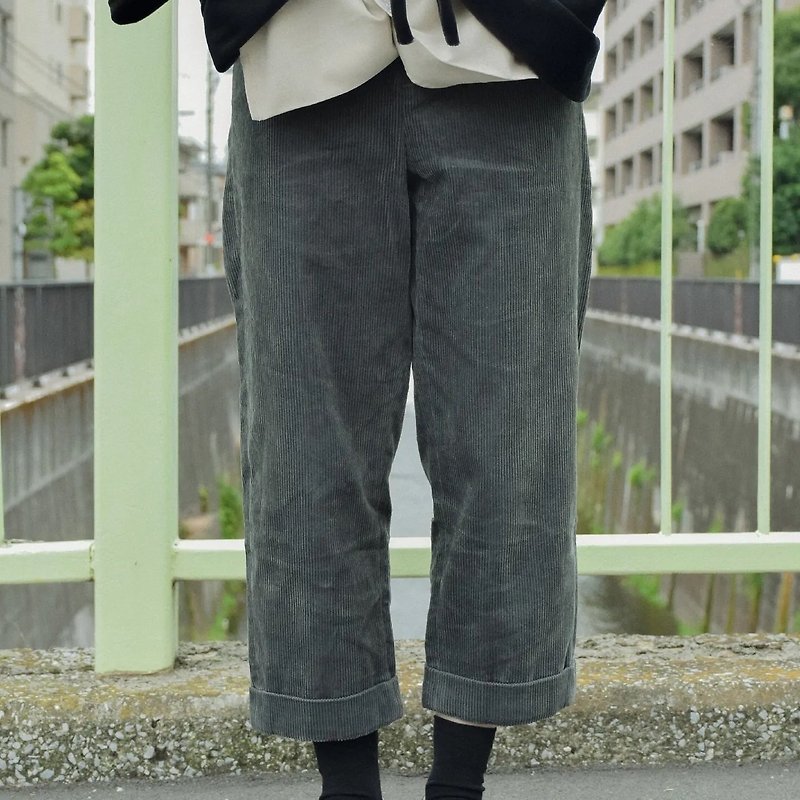 Autumn and winter Japanese crane and lily corduroy embroidered trousers - Men's Pants - Other Materials Gray