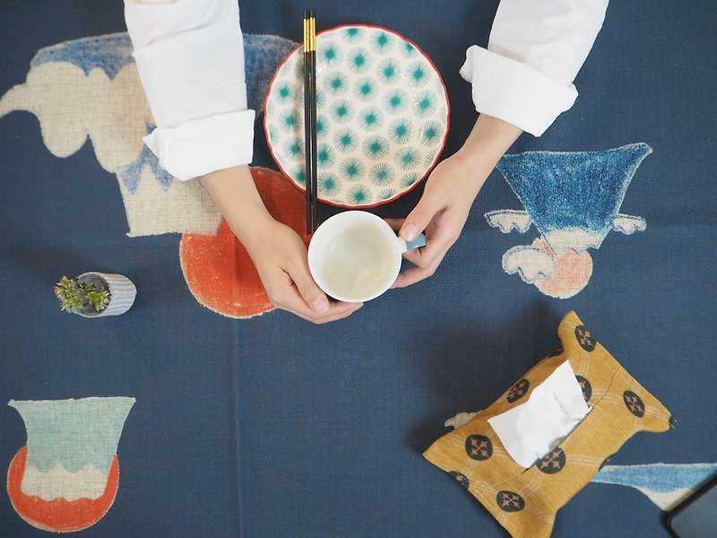 Classic blue Mount Fuji, large tablecloth, comfortable daily work tablecloth, diverse Mount Fuji - Place Mats & Dining Décor - Cotton & Hemp Blue