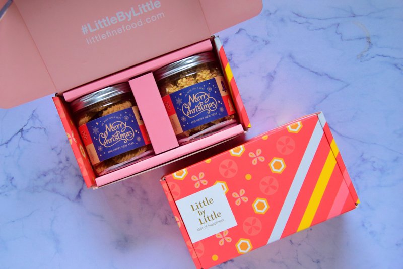 【Christmas】Super Lucky Giftbox ft. Handmade Cookies - คุกกี้ - อาหารสด สีน้ำเงิน