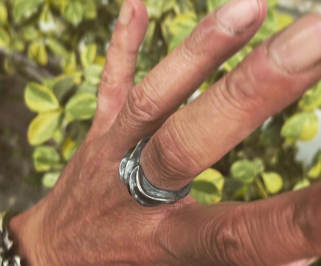 KOMBU Ring in Sterling Silver KOMBU Ring in Sterling Silver