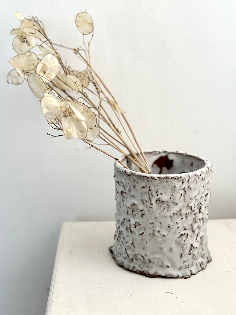みすぼらしいスタイルのホワイトスタイルの食器 - 花瓶・植木鉢 - 陶器 