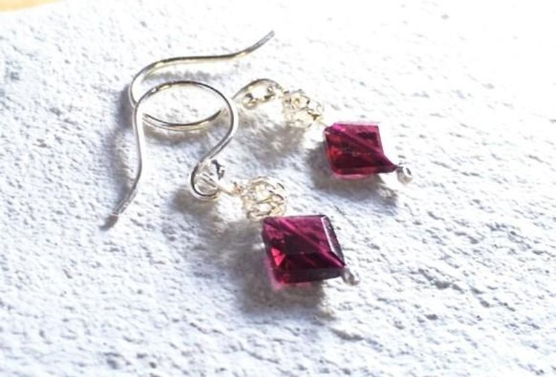 Rhodlite Garnet ◆ SV earrings - Earrings & Clip-ons - Gemstone 