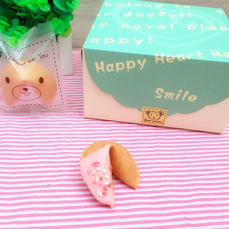 Birthday Gift Customized Fortune Cookie Xinyue Gift Box Strawberry Chocolate Love Shape 10pcs - Handmade Cookies - Fresh Ingredients Pink