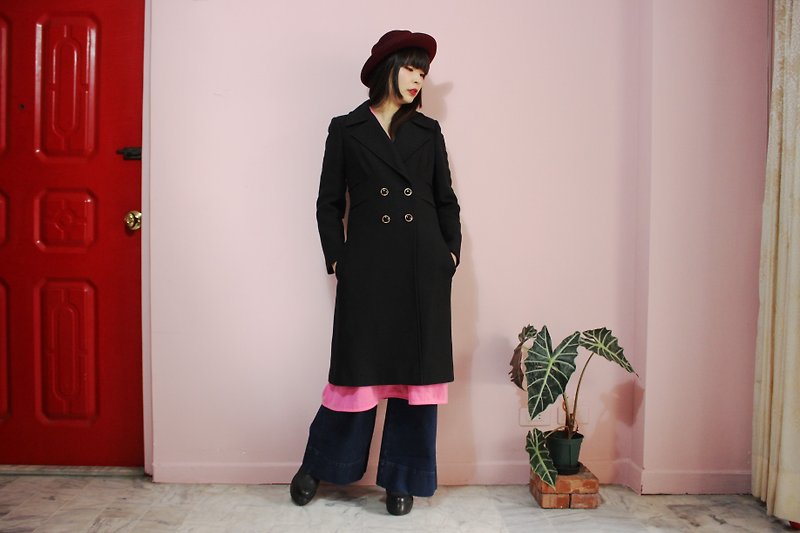 [Vintage外套](義大利製)黑色俐落剪裁大衣古著外套 - 女大衣/外套 - 聚酯纖維 黑色