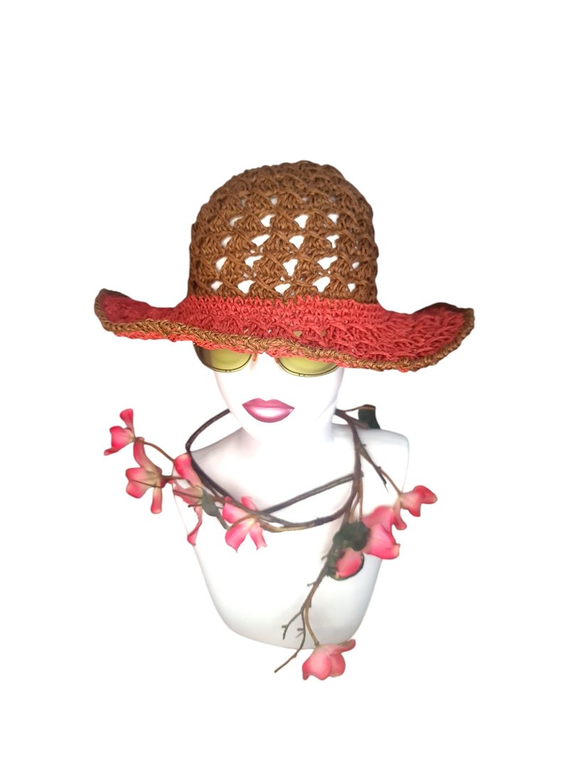 Hand-crocheted straw hat - 帽子 - 環保材質 多色