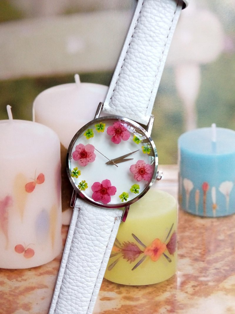 Handmade Watch with Real Flowers, Pressed Flower Watch - นาฬิกาผู้หญิง - วัสดุอื่นๆ สีแดง