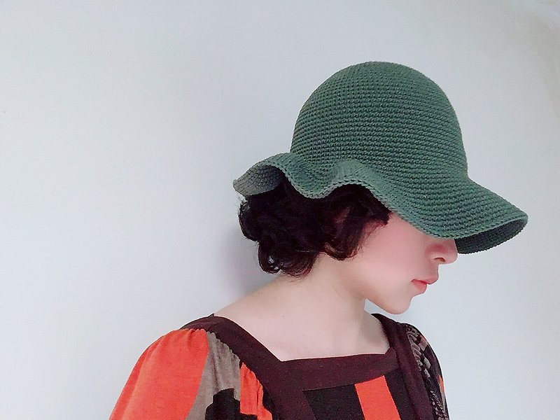 安 Ann 手織遮陽帽 設計款 軍綠 chokdee-premium - 帽子 - 棉．麻 綠色