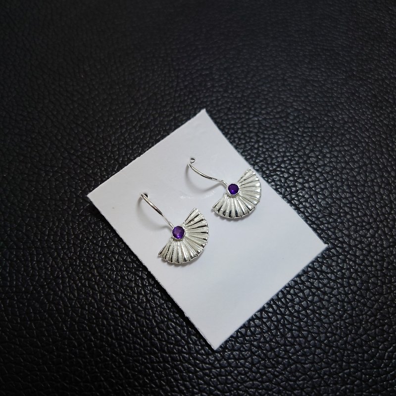 水晶耳環 - 紫晶 - 耳環/耳夾 - 水晶 紫色
