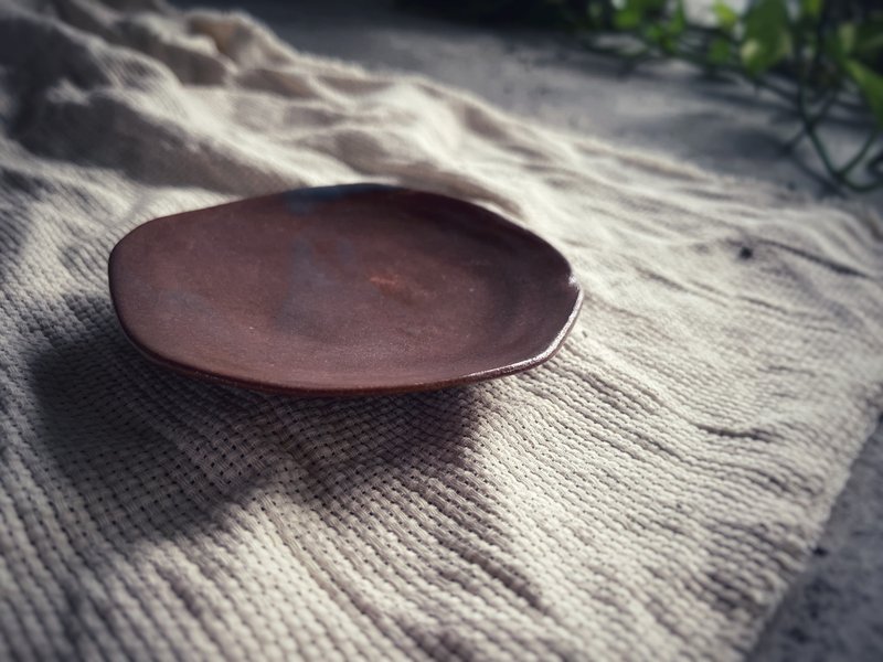 桌上的茶陶糖霜 / 抗菌保鮮小淺碟 午茶糖心碟 點心盤 聖木鼠尾草 - 碟子/醬料碟/醬油碟 - 陶 咖啡色