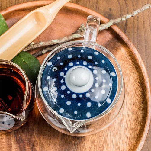 GC WELL 幾好 日本西海藍丸紋透明玻璃茶壺-藍底白點蓋(indigo japan)-375ml