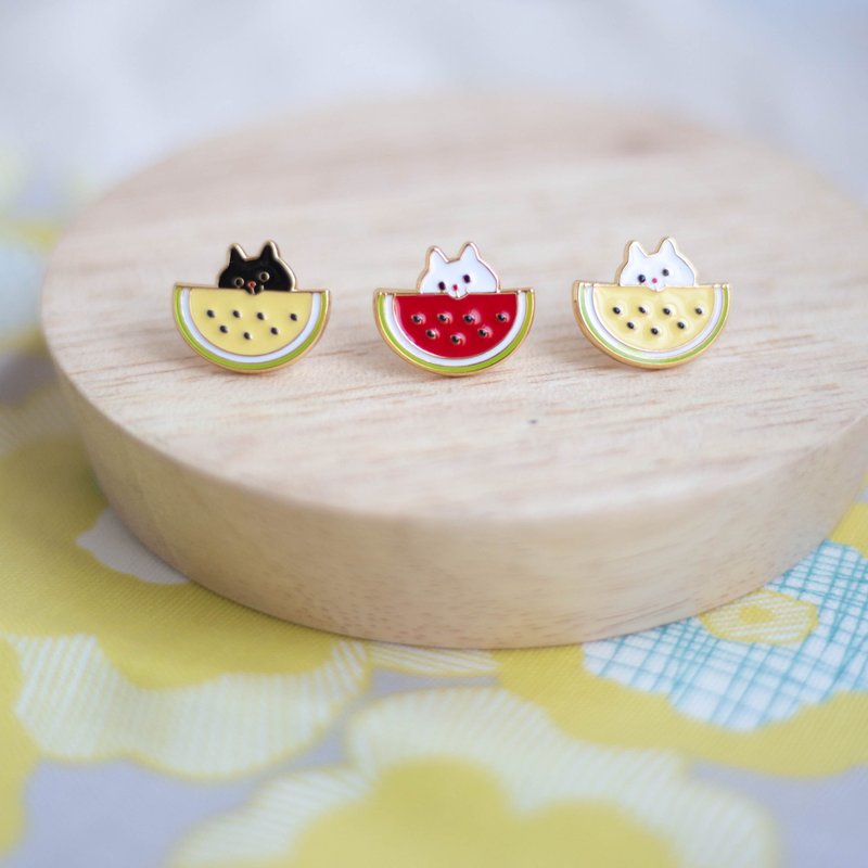 Stealing watermelon peek-a-boo watermelon cat clip-on earrings dangle earrings birthday gift - Earrings & Clip-ons - Enamel Yellow