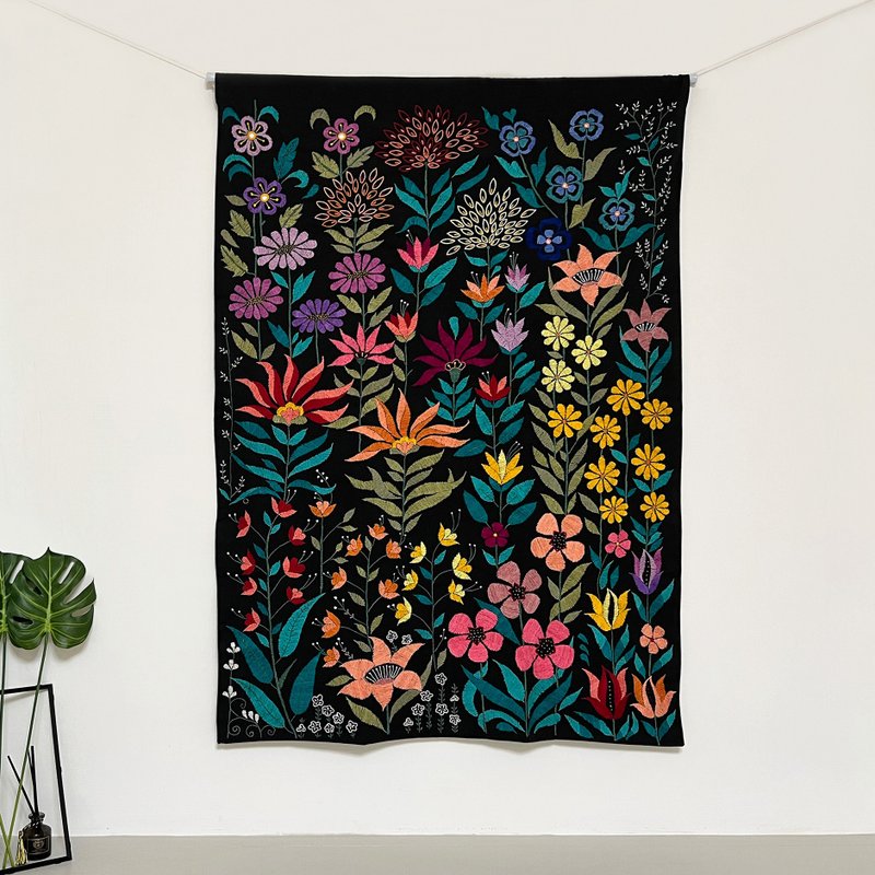 牆角花園_刺繡掛布/門簾_公平貿易 - 海報/掛畫/掛布 - 棉．麻 多色