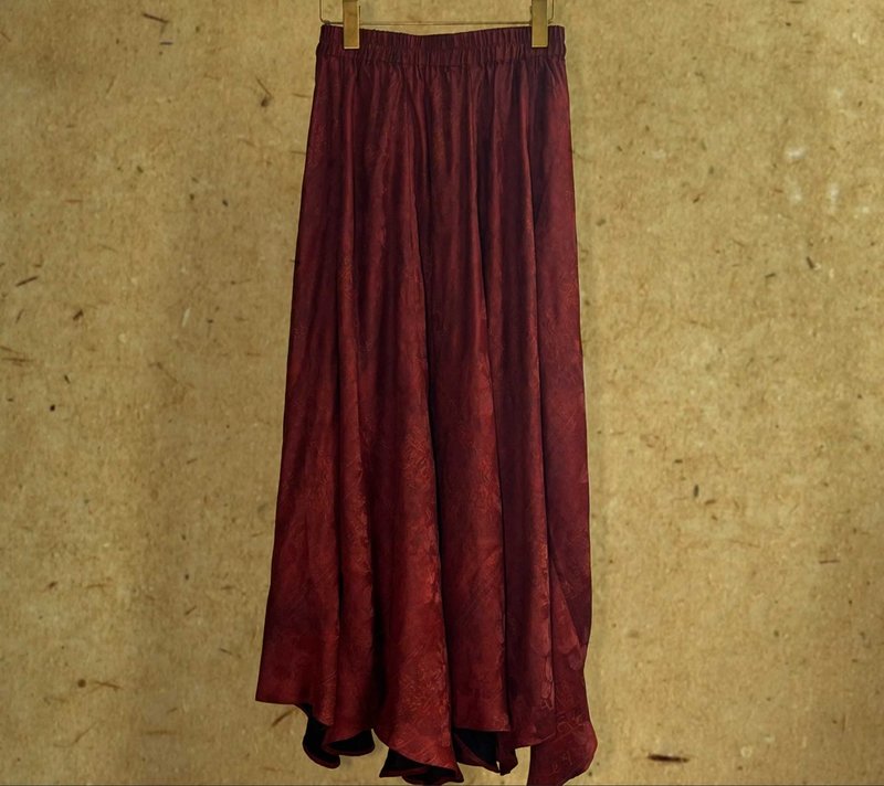 Warm new Chinese retro style Xiangyun yarn dark pattern jacquard skirt - Skirts - Silk Red