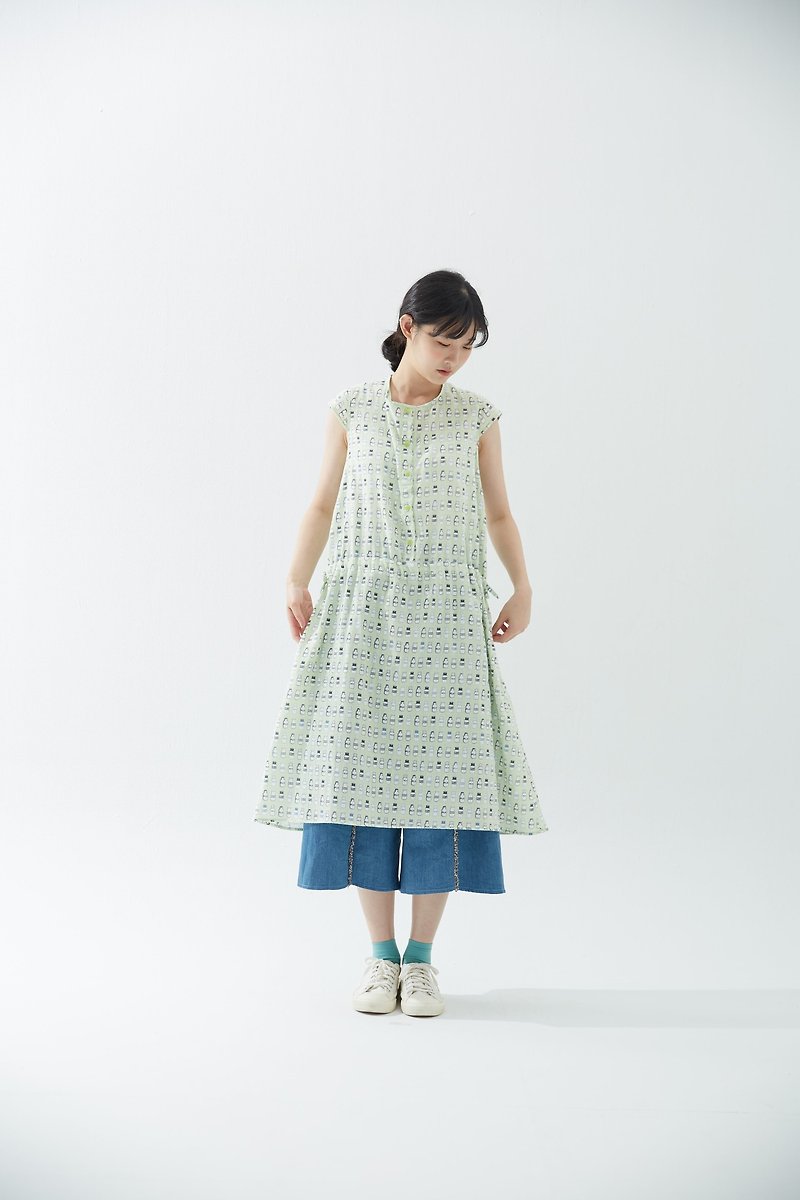 Milk bottle drawstring blouse dress - ชุดเดรส - ผ้าฝ้าย/ผ้าลินิน สีเขียว