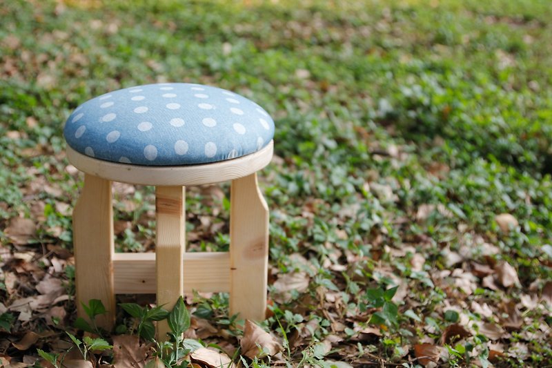 Mushroom Chair--Poka Dots--Waterproof Cloth - อื่นๆ - ผ้าฝ้าย/ผ้าลินิน สีน้ำเงิน