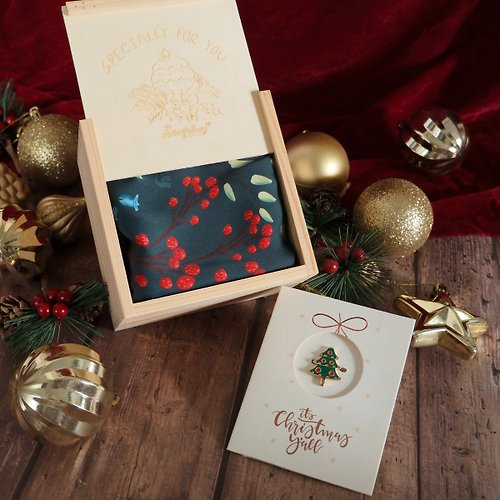 StephyDesignHK 【聖誕禮盒】 聖誕絲巾+聖誕樹絲巾扣 | 聖誕木盒包裝