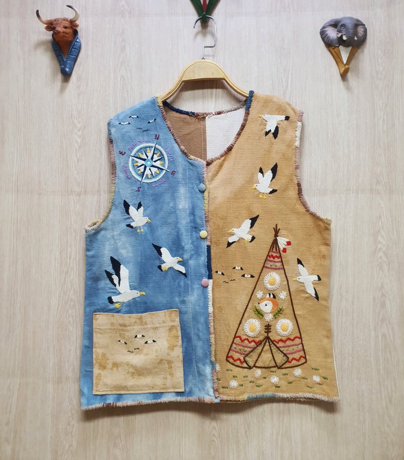 手工刺繡襯衫、棉布、天然染料、花卉、狐狸、蘑菇 - 女上衣/長袖上衣 - 繡線 卡其色
