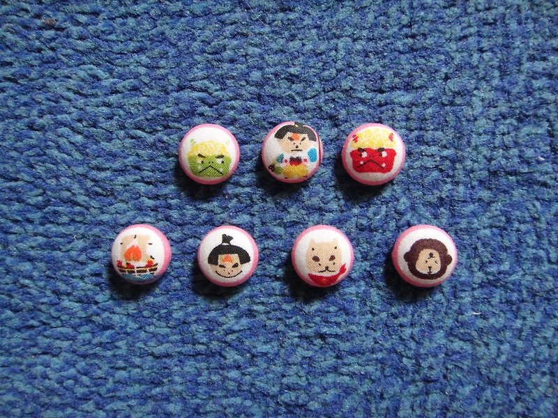 Momotaro good friend button earrings C24BT/UZ91 - Earrings & Clip-ons - Cotton & Hemp Pink