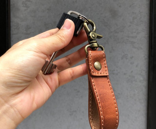 オーダーメイドレザーキーホルダー ～ベジタブルタンニン鞣しの