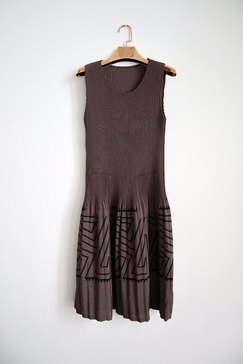 Pumpkin Vintage. Vintage elastic fold dress - One Piece Dresses - Polyester 