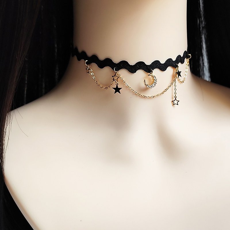 HAN star moon wavy short necklace necklace black gold super cool combination - Chokers - Other Metals 