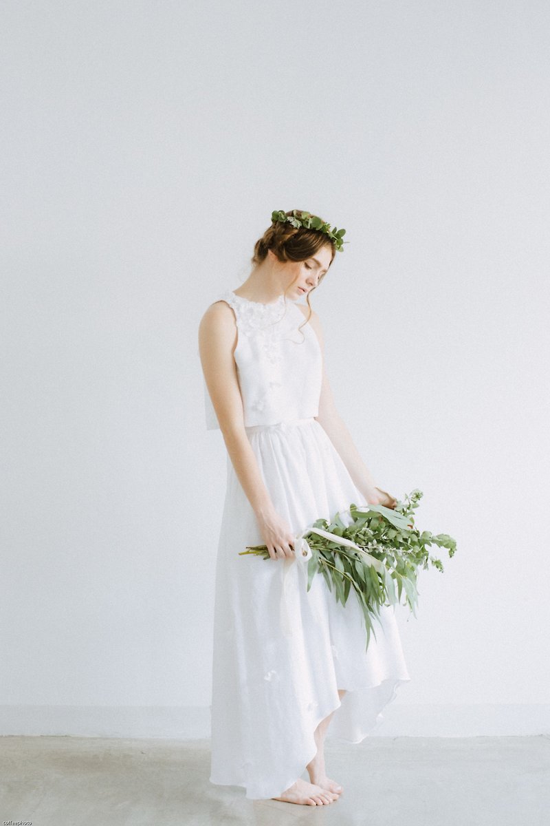 KIRI LINEN SUMMER WEDDING DRESS WITH 3D FLOWER EMBROIDERY