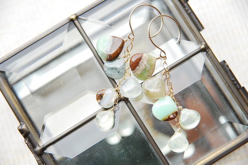 Chrysoprase and green stone bells and marron earrings 14kgf - Earrings & Clip-ons - Semi-Precious Stones Green