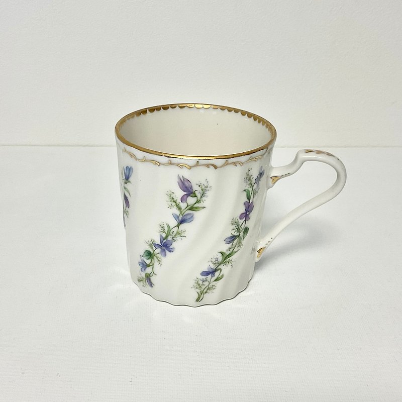 Hand-painted violet mug - แก้วมัค/แก้วกาแฟ - เครื่องลายคราม 