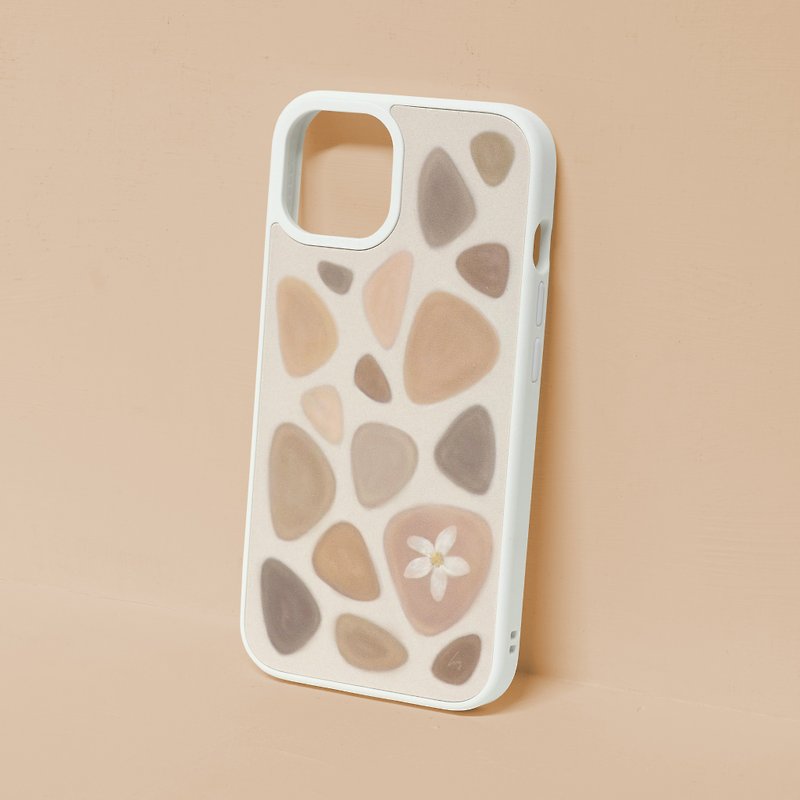 Flower in the grindstone/Rhino Shield-anti-fall iPhone 15 14 13 12 11 pro mobile phone case - Phone Cases - Plastic Khaki