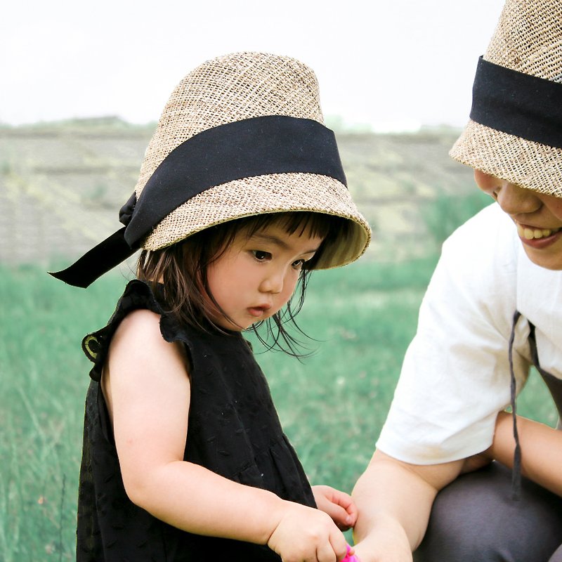 Straw hat [black ribbon] kids - Baby Hats & Headbands - Cotton & Hemp Black