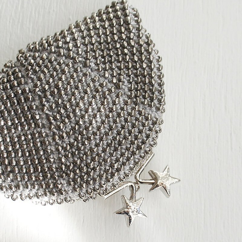 Ba-ba handmade Beads crochet pouch No.1372 - 零錢包/小錢包 - 其他材質 銀色