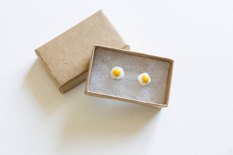 Hand made soft pottery omelette egg earrings sterling silver - Earrings & Clip-ons - Plastic White