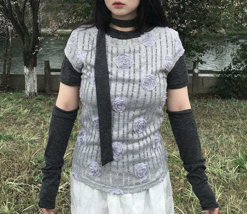 【古早風】法式復古/圍巾袖套打底衫 - 女上衣/長袖上衣 - 其他材質 灰色