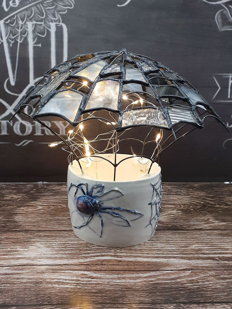 Stained Glass Spider Web Lantern Spider Lamp Candle Holder Halloween Home Decor - เทียน/เชิงเทียน - แก้ว สีเทา
