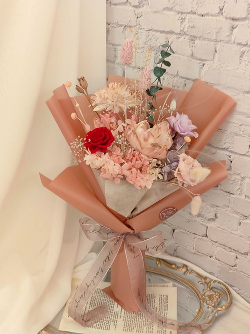Chi's Floral Design 綺思藝想-花束花禮