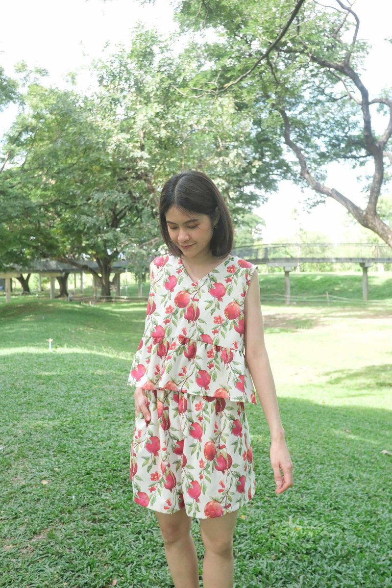 Pomegranate V-neck top / limited printed - Women's Tops - Cotton & Hemp Red