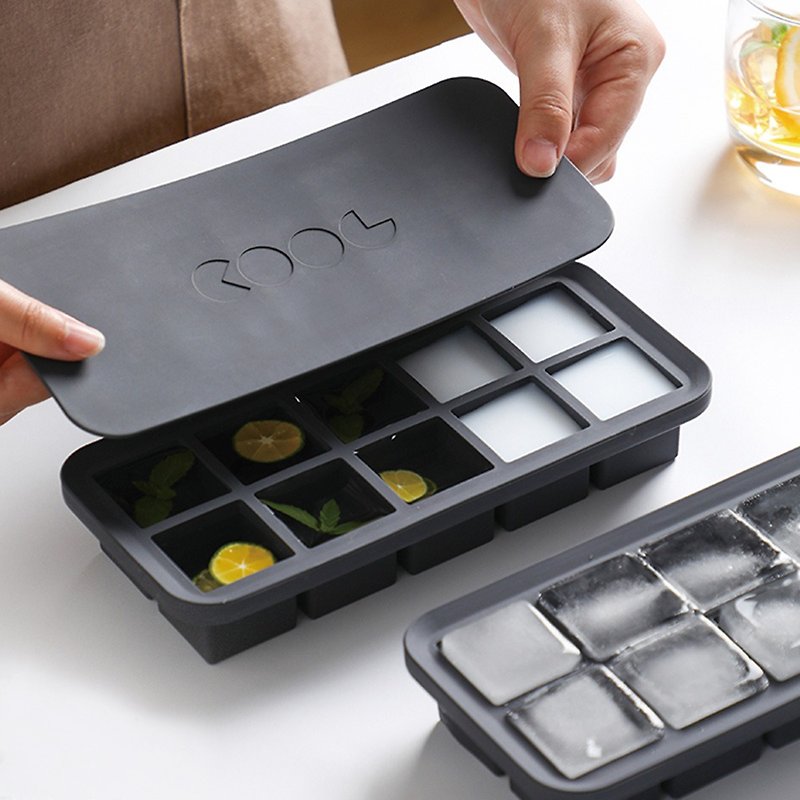 日本霜山 雅痞酷黑防異味密封式10格製冰盒附蓋-3入 - 廚具 - 矽膠 黑色