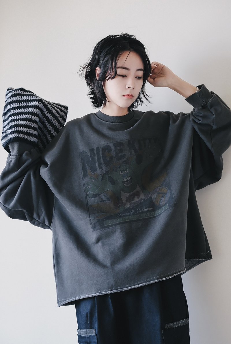 毛怪水洗舊色不收邊寬鬆上衣 - 2色 - 灰塵 - 女 T 恤 - 棉．麻 灰色