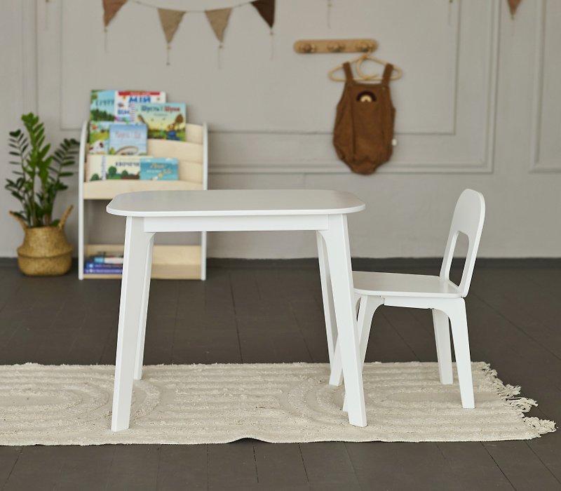 白色木製兒童活動桌和 1 把椅子套裝幼兒桌椅 - 兒童家具 - 木頭 白色