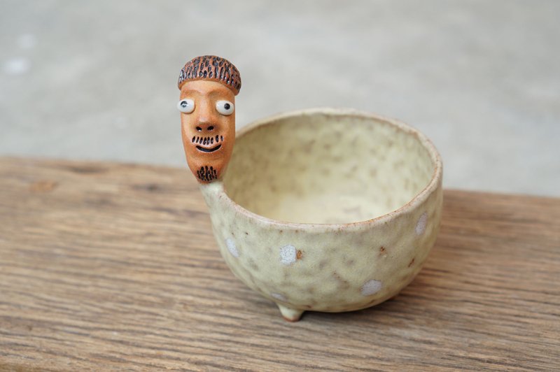 Funny Succulent planter set with uncle faces. - 擺飾/家飾品 - 陶 卡其色