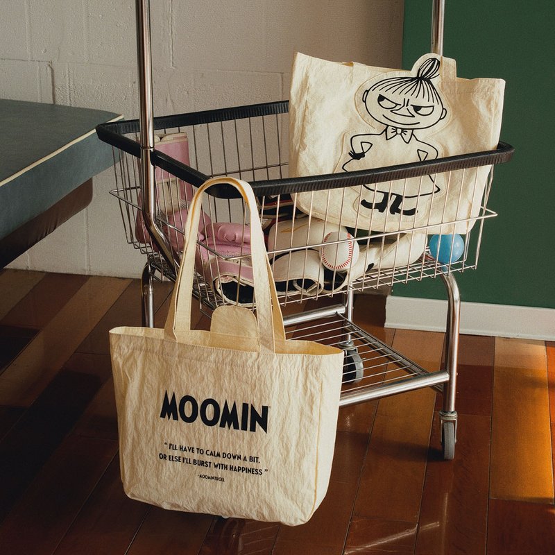 【Pinkoi x Moomin】3D Cut Tote Bag | Lightweight Water-Resistant Nylon Little My - Messenger Bags & Sling Bags - Nylon White