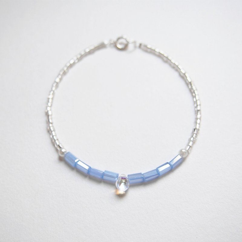 水滴透琉璃 • 淡藍管珠 • 手鍊手環 • 禮物 - 手鍊/手鐲 - 其他金屬 藍色