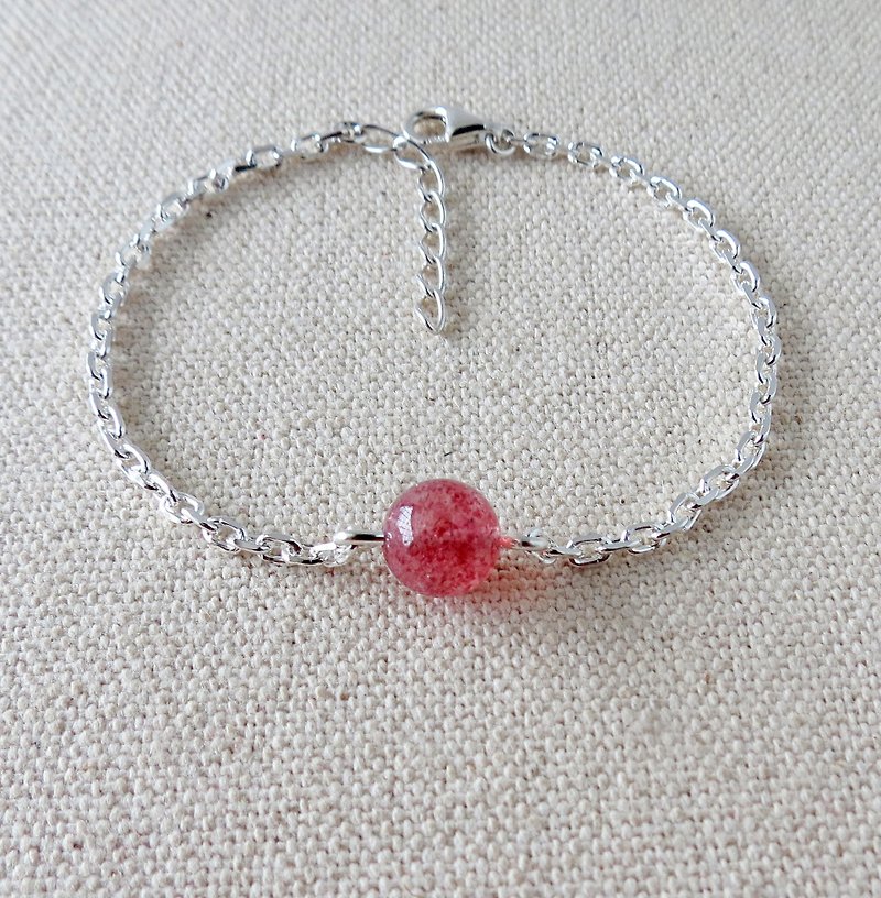 [Opium poppy ﹞ ﹝ love ‧] silver chain**fashion "love ‧ love" strawberry crystal bracelet**Dr. Peach chain models [fine] - Bracelets - Gemstone 