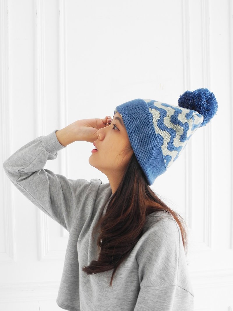 studio chiia Knit Beanie - Wave - Blue - Hats & Caps - Polyester Blue