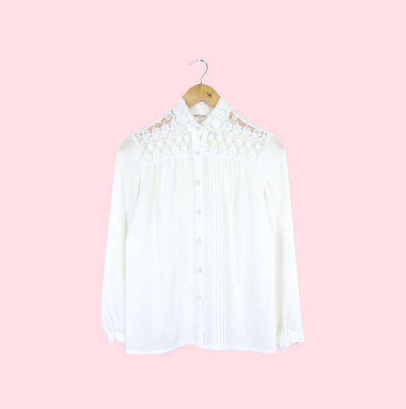 Back to Green:: 日本細緻衣領純白絲質襯衫 花嫁 蕾絲半透明 玫瑰排列 vintage (JS-13) - 恤衫 - 絲．絹 白色