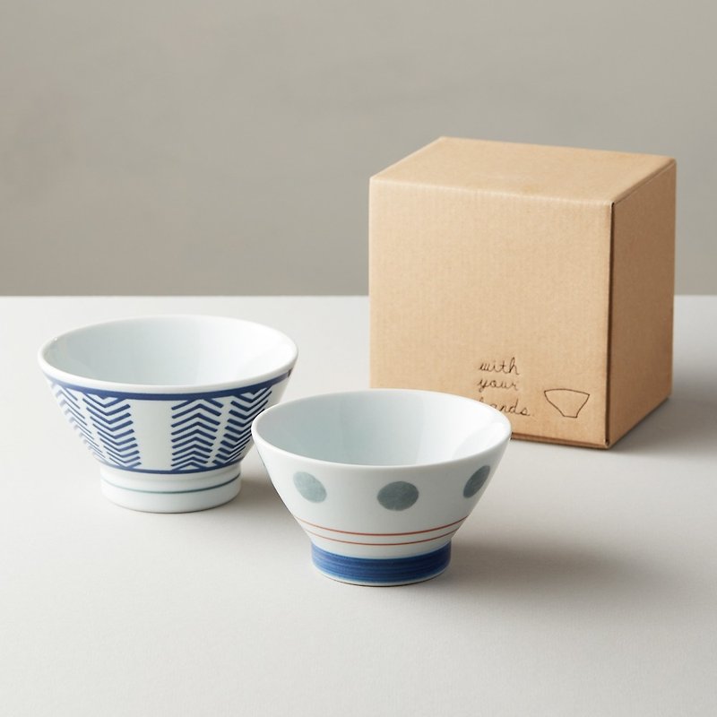 Ishimaru Bosami-yaki-Arrow Pattern-Shuiyu Diandian Couple Bowl (set of 2) - ถ้วยชาม - เครื่องลายคราม ขาว