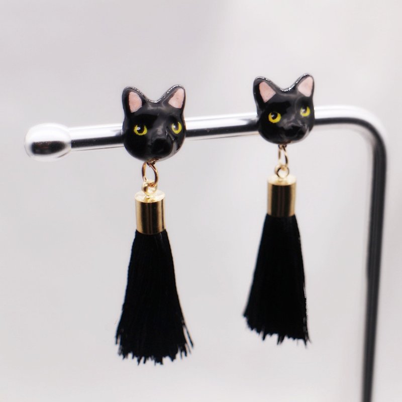Black Cat Ear clips | Pair of Earrings - ต่างหู - ดินเหนียว สีดำ