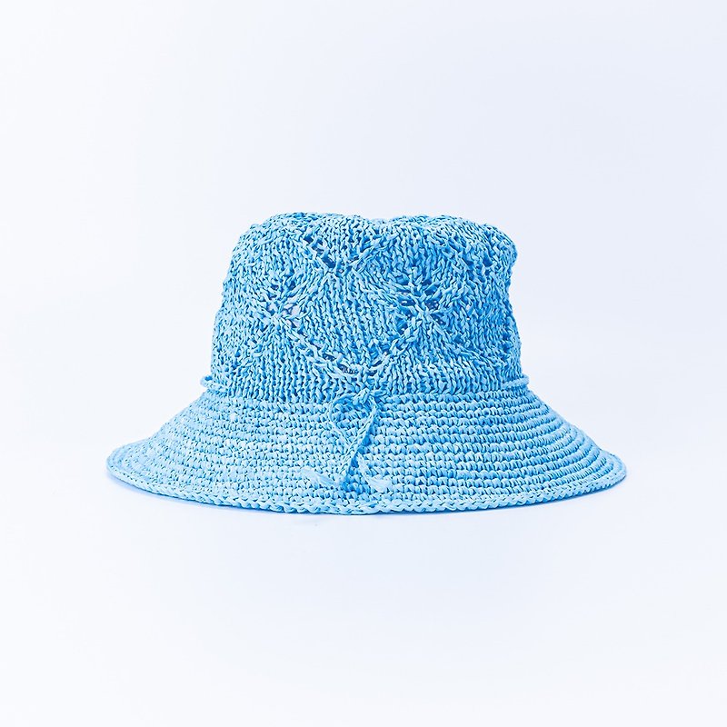 Bodhiyamas- 手工編織淺藍混色簍空圓帽－The Geniality Blue - 帽子 - 其他材質 藍色