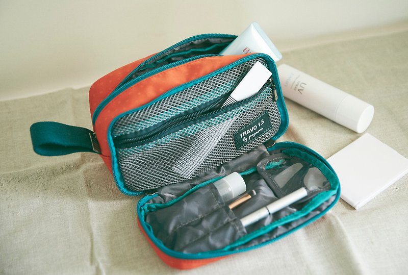 TRAVO 1.5 - COSMETICS BAG - Magic Orange - Toiletry Bags & Pouches - Other Materials Orange